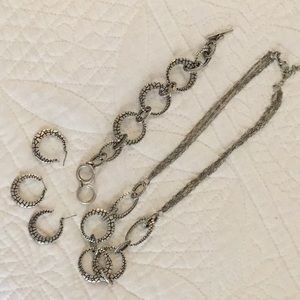 EUC Premier Designs necklace, bracelet & earrings